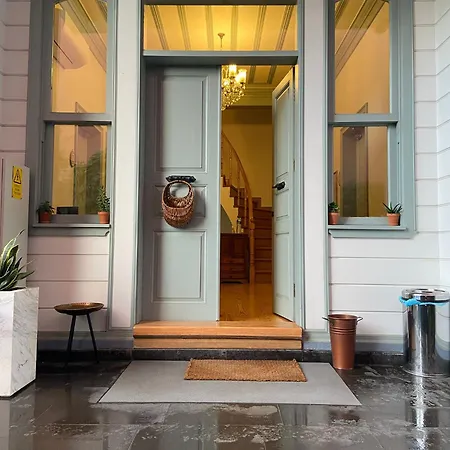 Va Mansion Отель