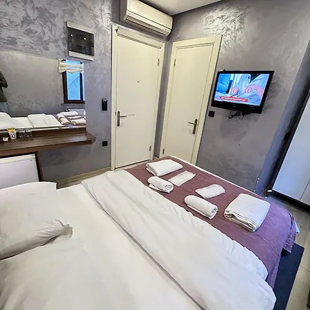 Taxim Alyon Istanbul