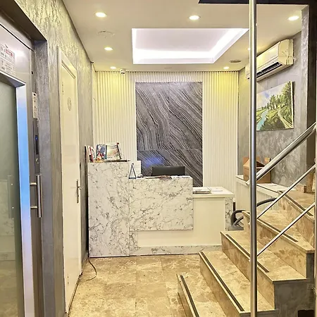 Taxim Alyon Otel