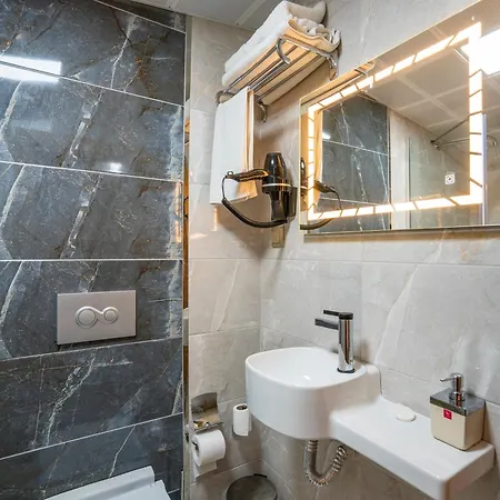 Grand Reis Hotell 2*