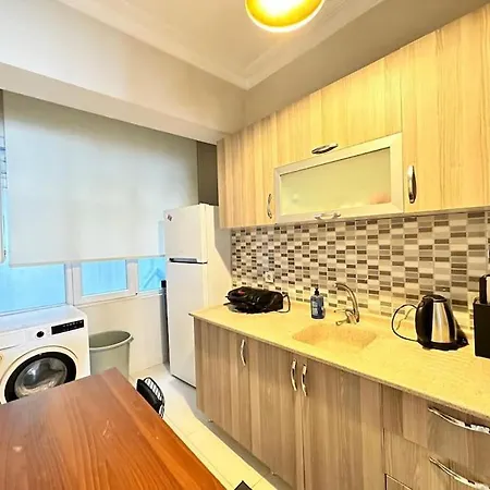 New Comfy Flat, 4br, 4acs, Taksim
