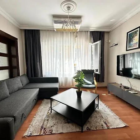 New Comfy Flat, 4br, 4acs, Taksim Apartment