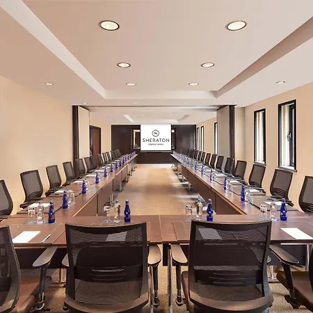 Sheraton Levent Стамбул