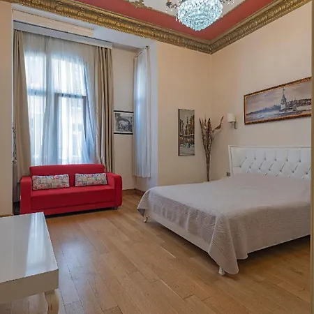 Ragip Pasha Lägenhetshotell 3*