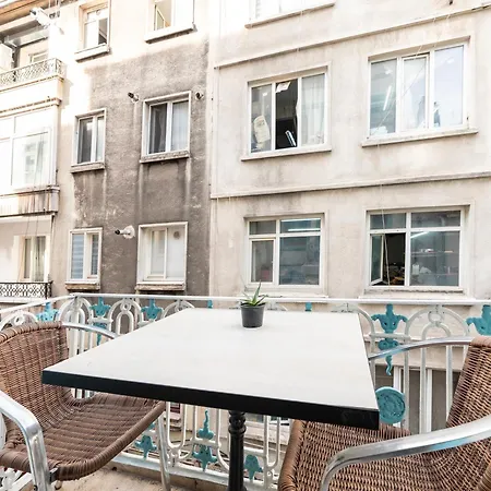 Taksim Dora Bed & Breakfast
