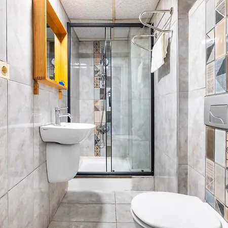 Taksim Dora Bed & Breakfast Istanbul