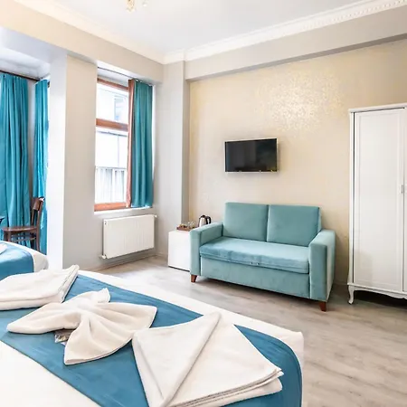 Bed & Breakfast Taksim Dora