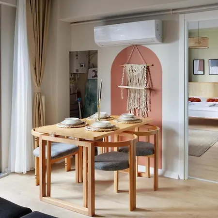 Apartment By Abraham Galata