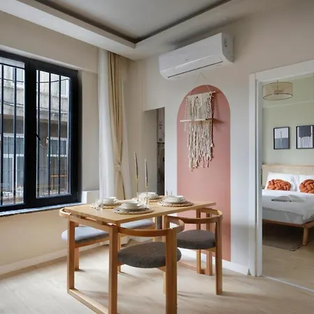 By Abraham Galata Apartment