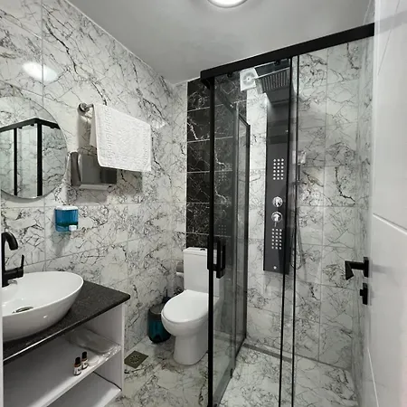Esen Life Hotel *