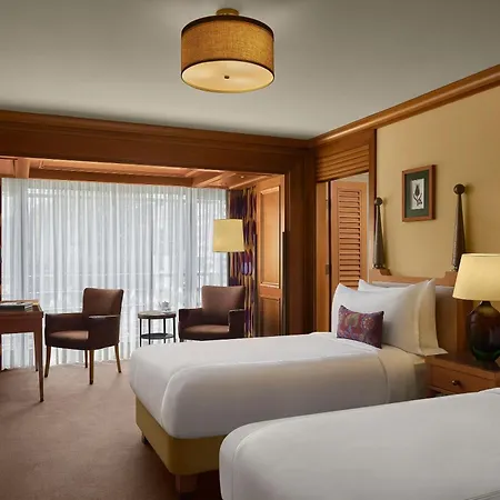 Divan Hotel 5*