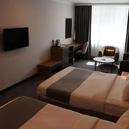Home Plus Hotel