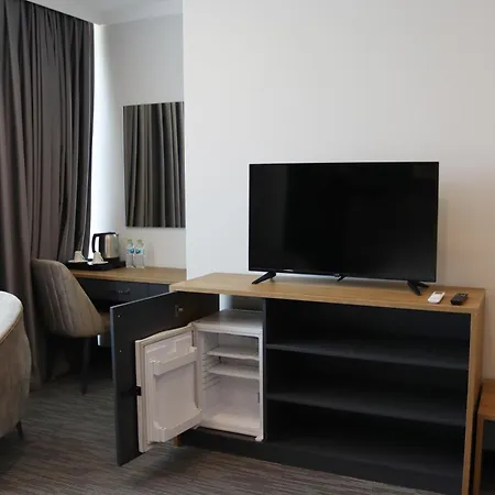 Home Plus Hotel