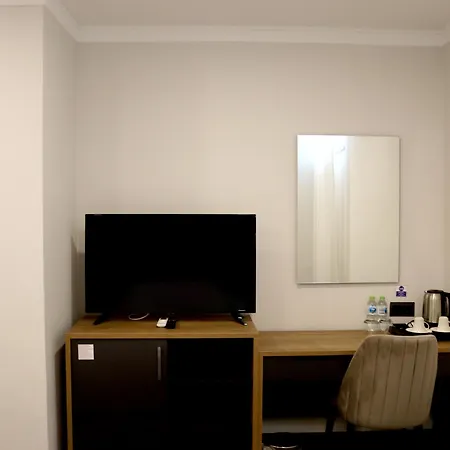 Home Plus Hotel Hotel