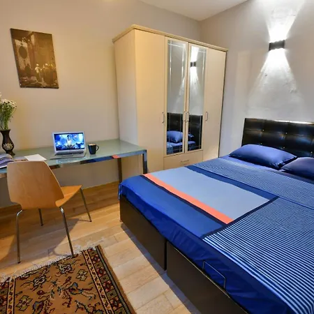 Apartment Taksim Fish Market Down Town Heart Of Beyoglu *