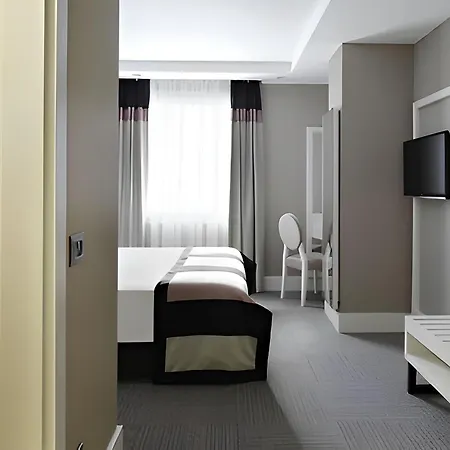 Mia Berre Hotel 4*