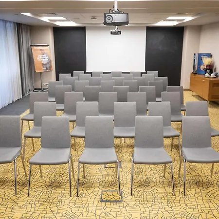Hotel Park By Radisson Atasehir