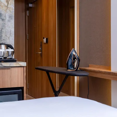 Western Premier Hidden Hills Hotel
