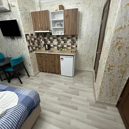 Hostal Glass *