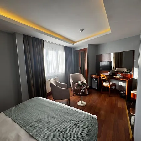 Hotel Grand Star Premium 4*