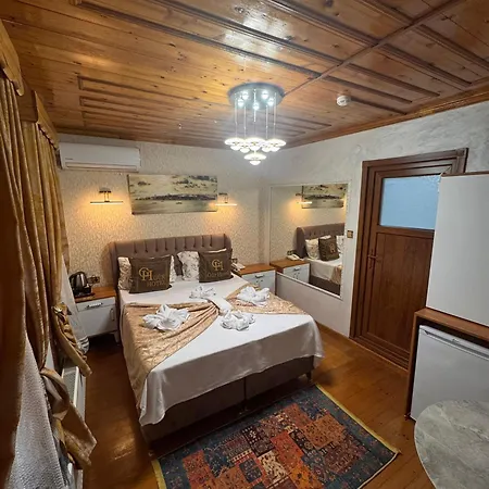 Guer Royal Aparts Hotel