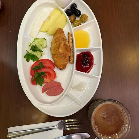 Taxim Alyon 3* Istanbul