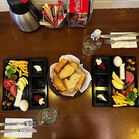 Otel Taxim Alyon İstanbul