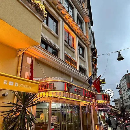 Golden Papirues Taksim