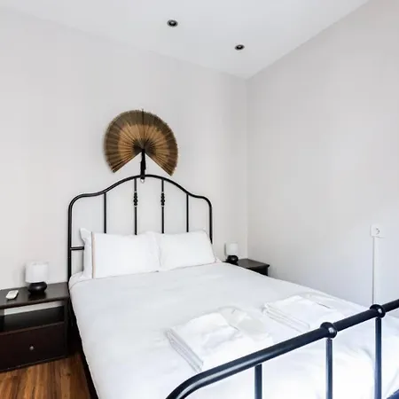 Spacious Modern Airy 4bed2bath Home! #369 Apartment *