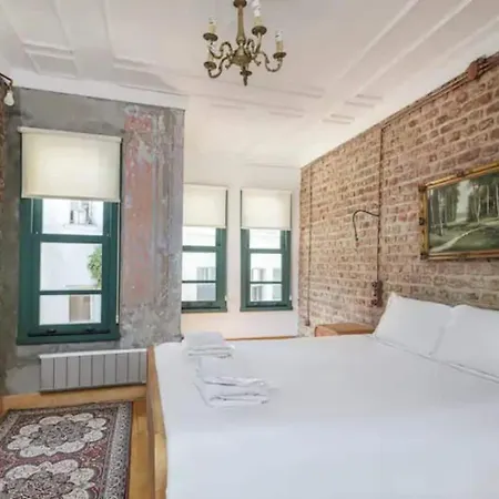 Gorgeous Rustic Balat 4bed2bath Home! #363