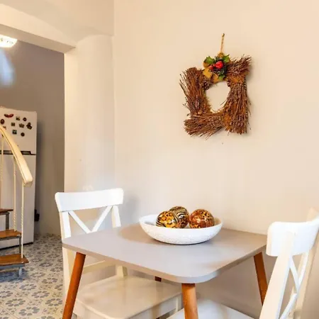 Charming Bright Rustic 2bd2bath Balat Pad! #349 *