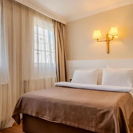Hotel Eterno 3*