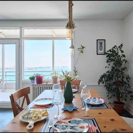 A Million Dollar View In The Heart Of The * Istambul