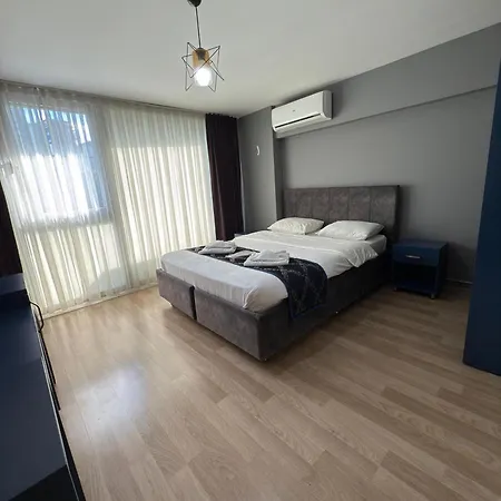 Hotel Royal Old Town 3*
