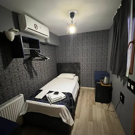 Royal Old Town Hotel 3*