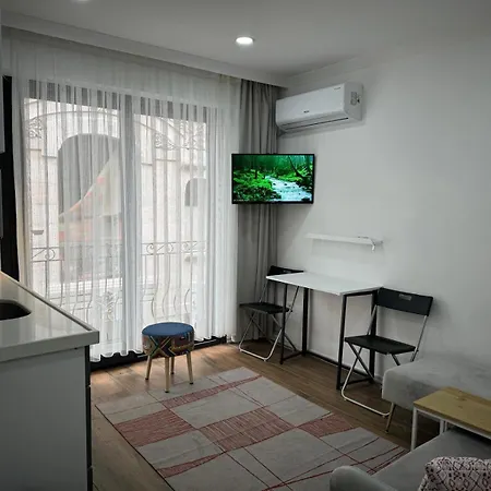 Apartment A Cozy Nest For Your Charming In The Heart Of Istanbul