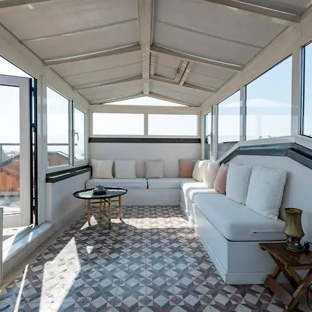 Wonder Triplex Terrace In Peninsula Villa *