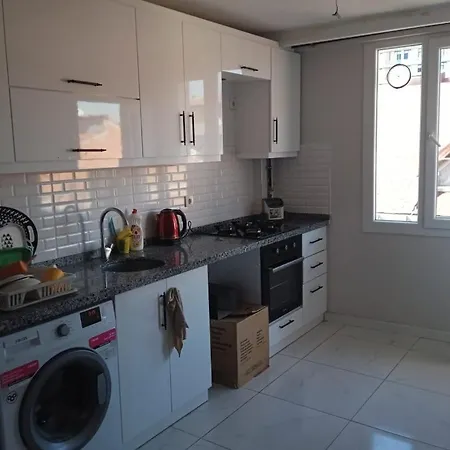 Apartament Cozy , Next To Metrubus Stn , European Side *