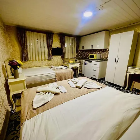 Aparthotel Alhambra
