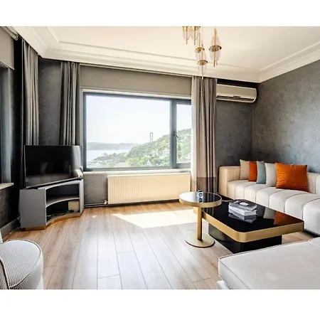 Bosphorus Apartment