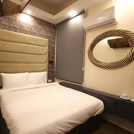 Hotel Taksim By Rich 3*