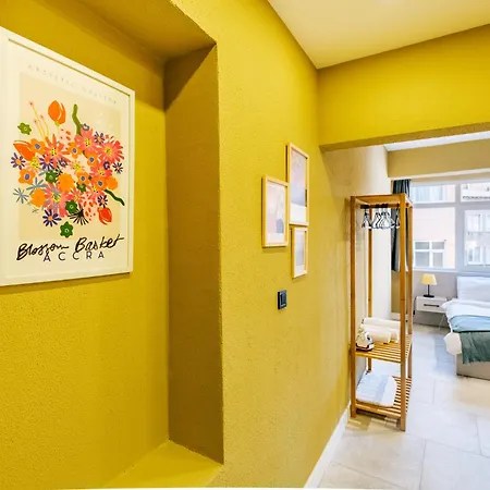 Esin Apartment *