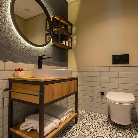 The Superior Living Kagithane Aparthotel
