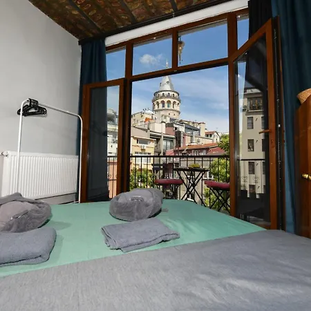 Appartement Galata Tower Is Almost In Your Bedroom And In The Balconies Rooftop Terrace With Golden Horn View *