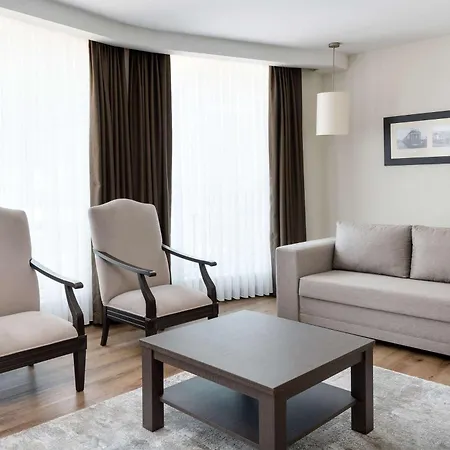 Ramada Plaza By Wyndham Center (adults Only)