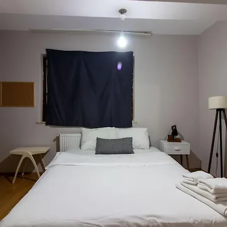 Cozy Modern 1br W Patio New Building In Maltepe Apartment Istanbul