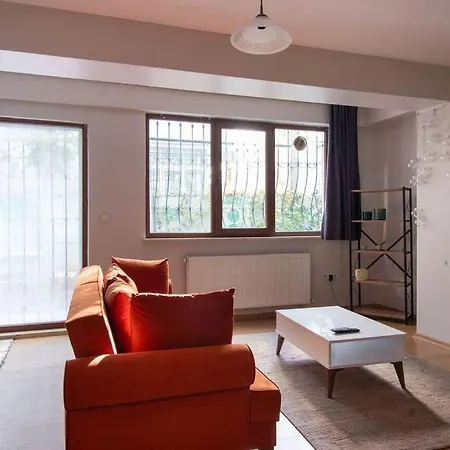 Apartment Cozy Modern 1br W Patio New Building In Maltepe Istanbul