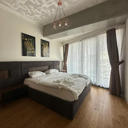 Sinpas Queen Bomonti By Bondy * Istanbul
