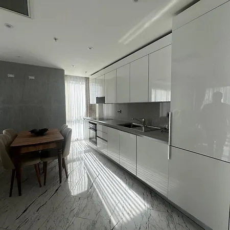 Apartment Sinpas Queen Bomonti By Bondy