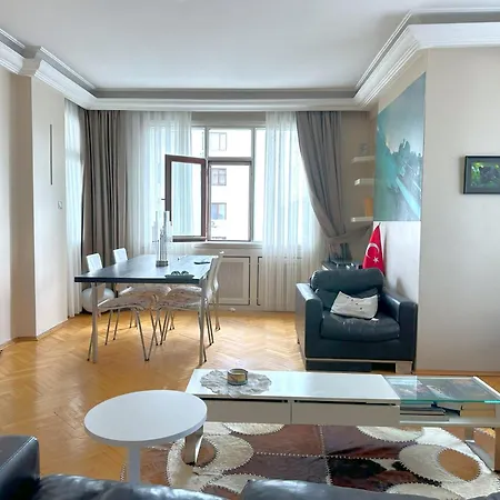 Cozy In Kadikoy *